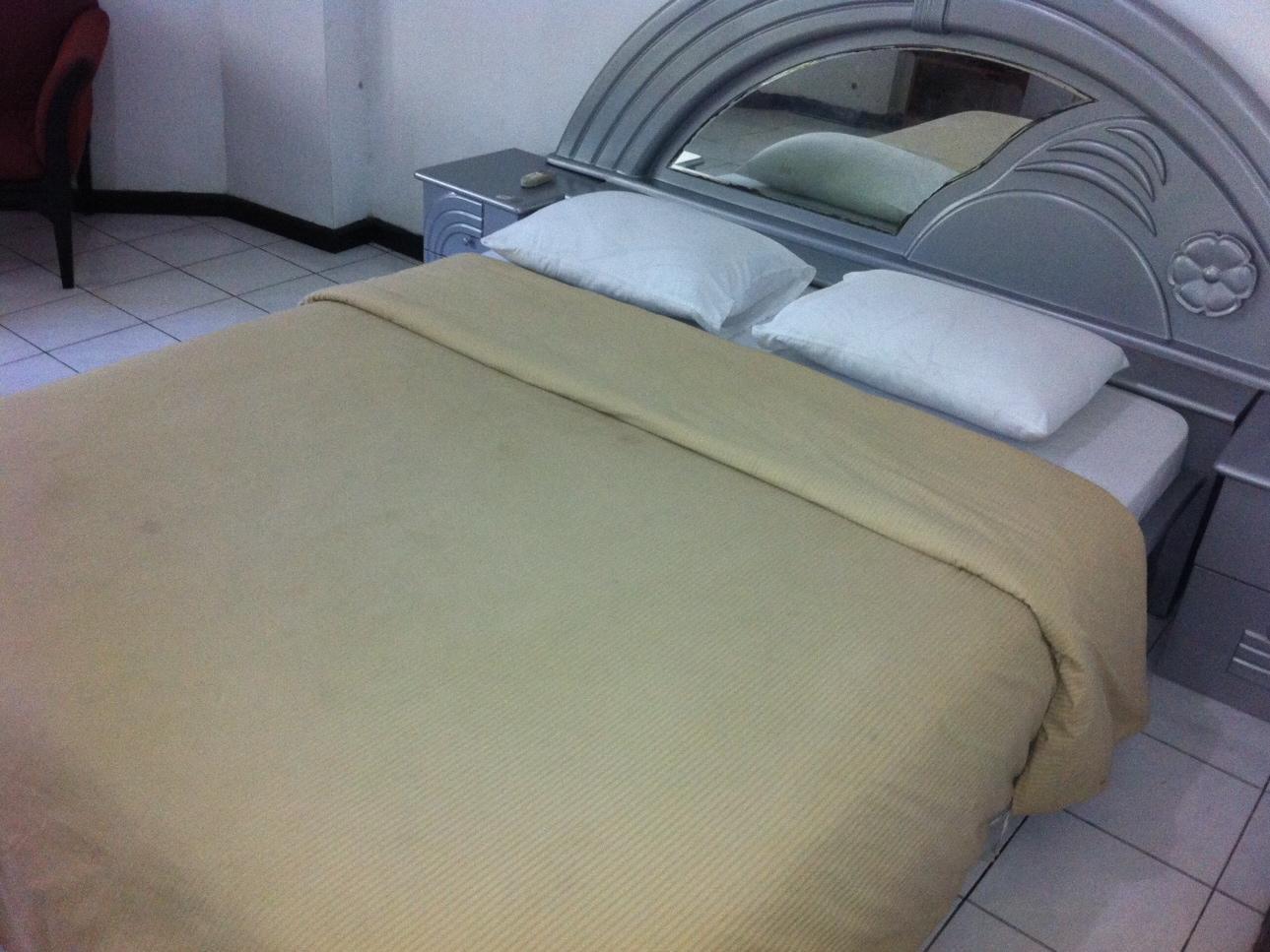 Catellya Guest House Cipaku Bandung Bagian luar foto
